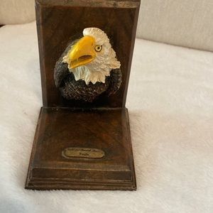 Wildlife collection Eagle Wildlife Animal Range Can be used as a book end